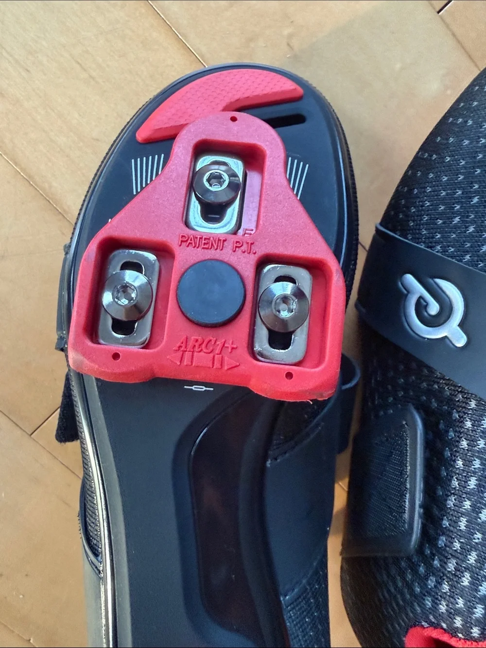 Peloton Black Cycling shoes size 6 women’s